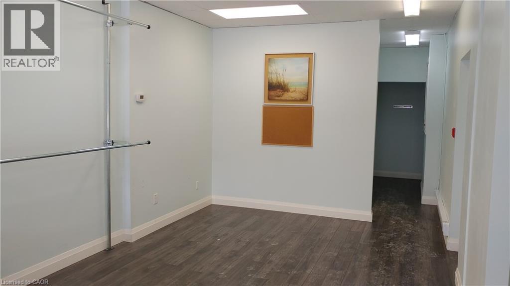 5291 Lakeshore Road Unit# 8, Burlington, Ontario  L7L 1C7 - Photo 5 - 40860050
