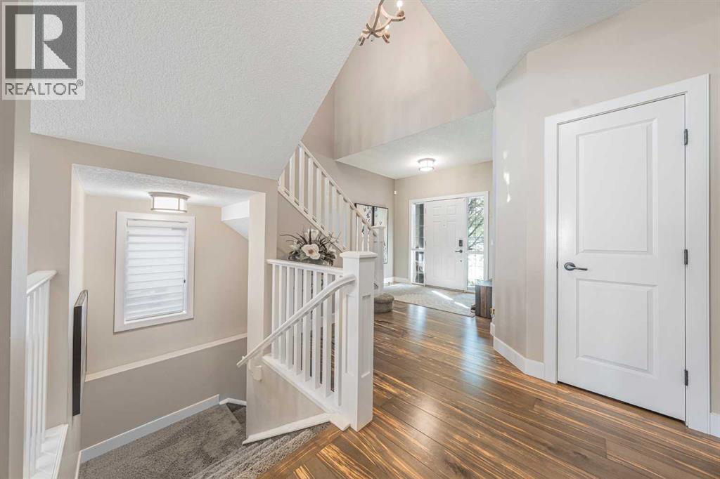 129 Aspenmere Drive, Chestermere, Alberta T1X 0P2 - Photo 4 - A2345832