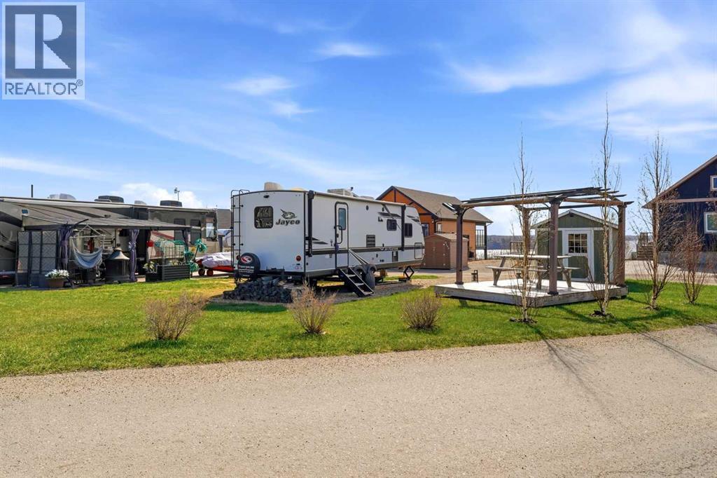 6074, 25054 South Pine Lake Road, Rural Red Deer County, Alberta  T0M 1R0 - Photo 21 - A2346398