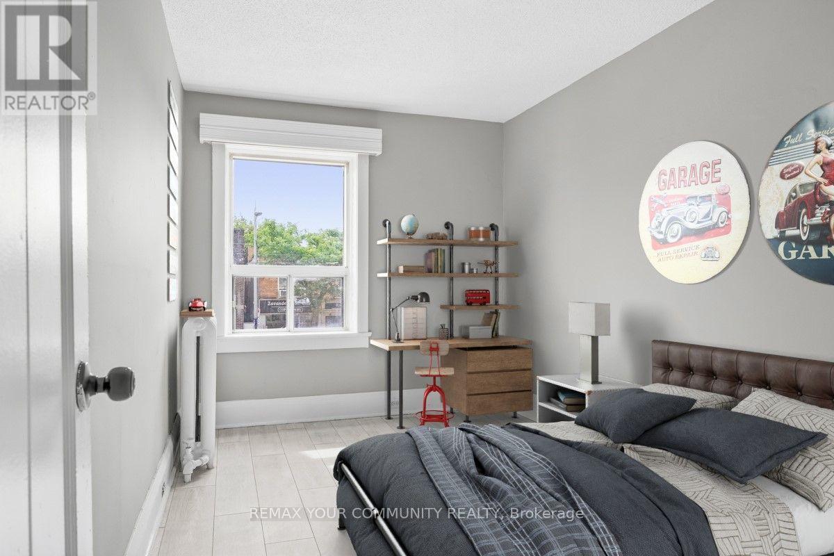 2nd Floor - 1258a St. Clair Avenue W, Toronto, Ontario  M6E 1B9 - Photo 21 - W13789980