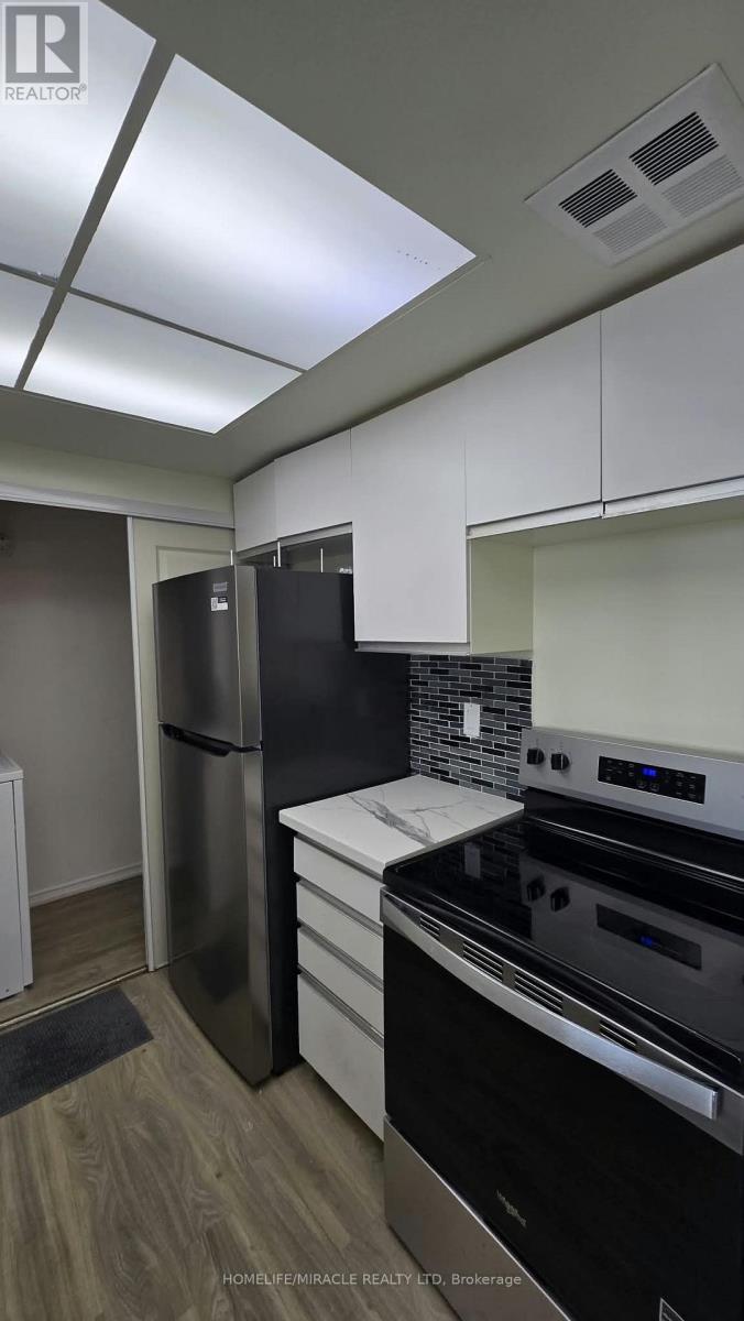 819 - 3 Greystone Walk Drive, Toronto, Ontario  M1K 5J4 - Photo 3 - E13806464