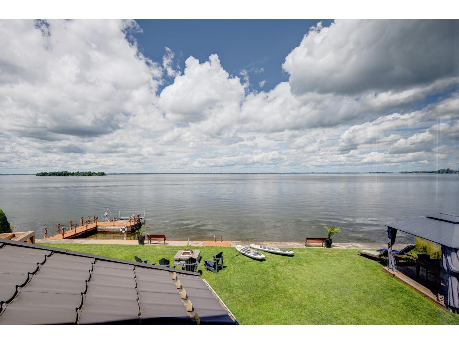 4778 Rue Perron Saint-Anicet Quebec Canada J0S1M0 5