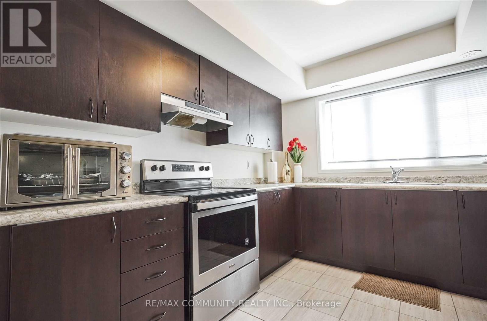 139 Giboulee Path, Oshawa, Ontario L1L 0M7 - Photo 5 - E13806468