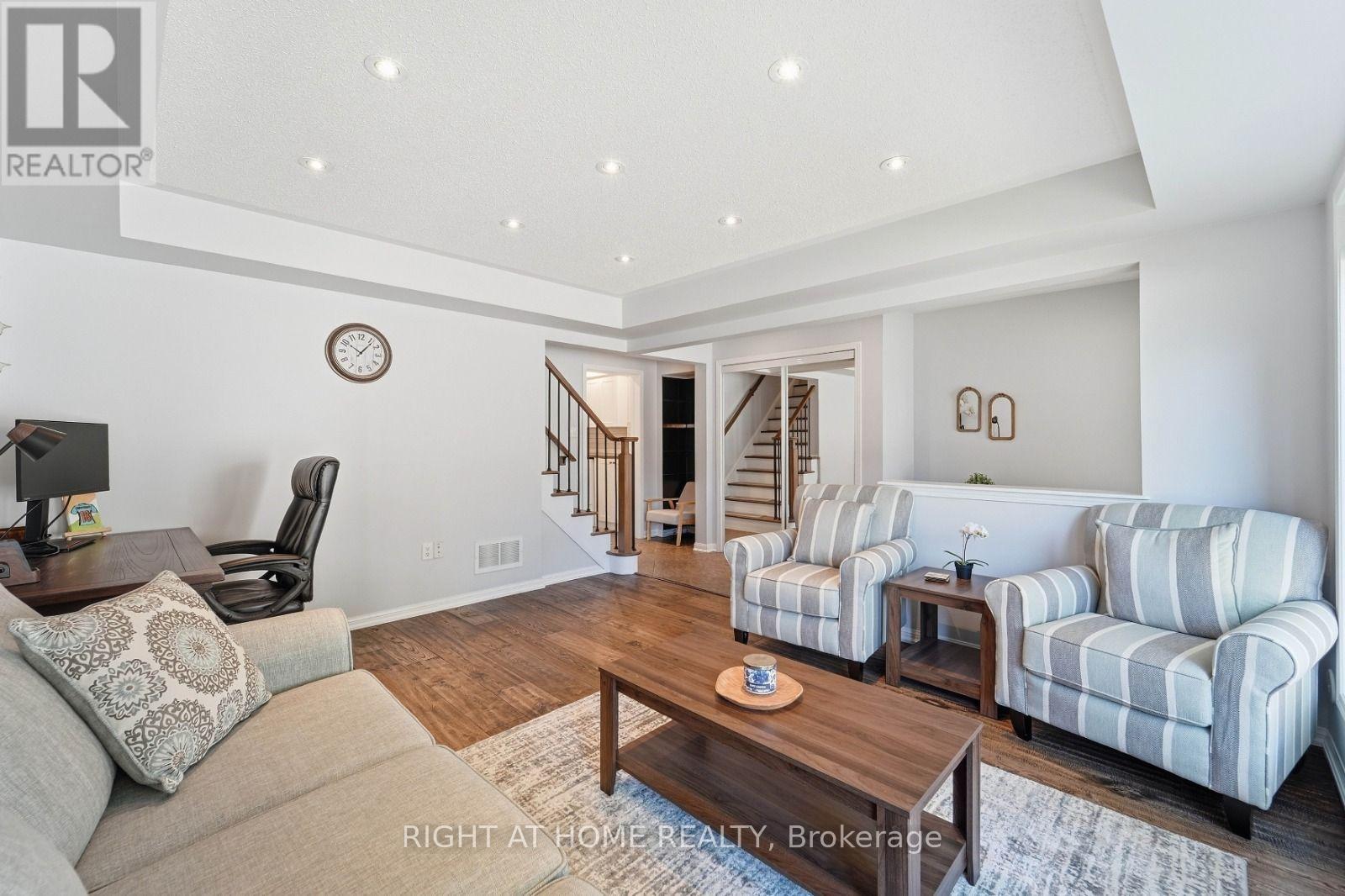 888 Jempson Path, Milton, Ontario  L9T 0Z5 - Photo 11 - W13806408