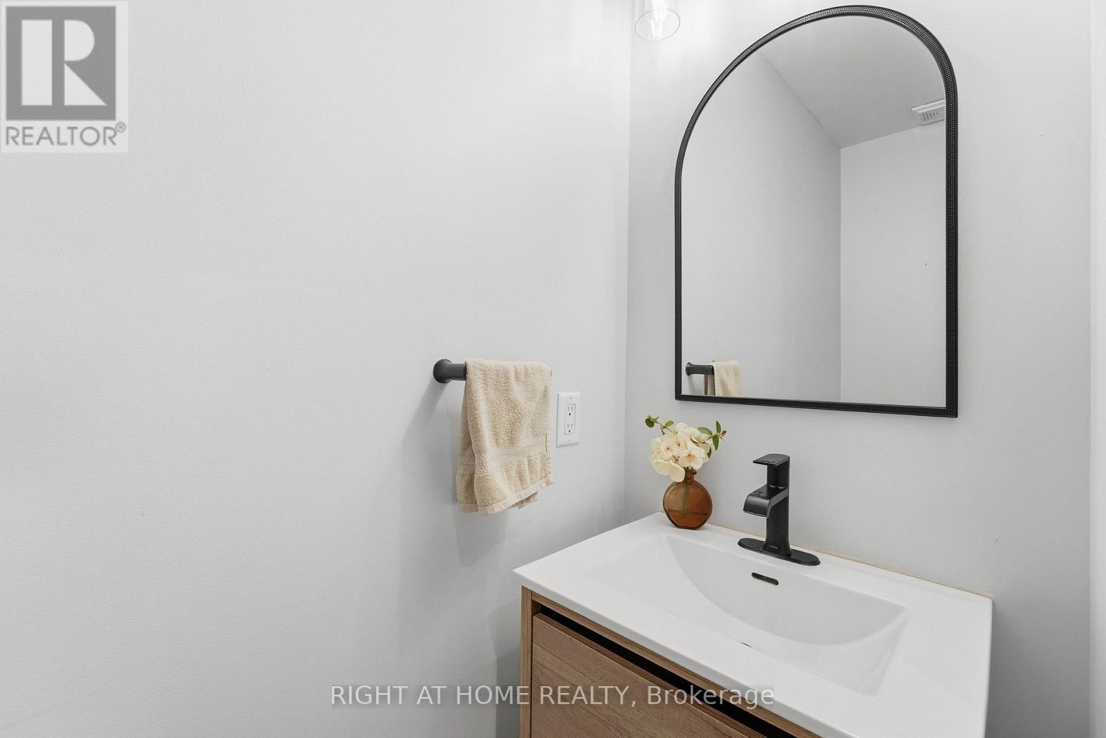 888 Jempson Path, Milton, Ontario  L9T 0Z5 - Photo 26 - W13806408