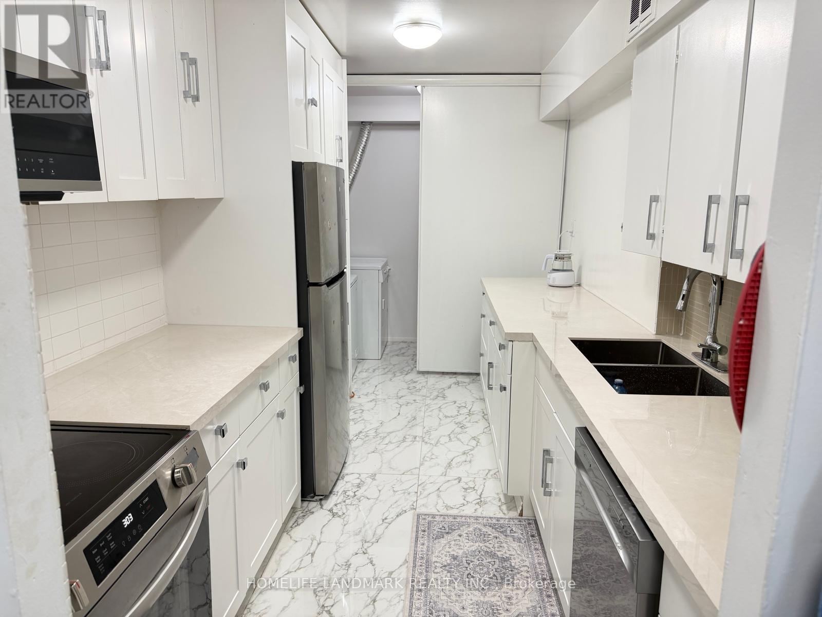 716 - 370 DIXON ROAD, Toronto, Ontario