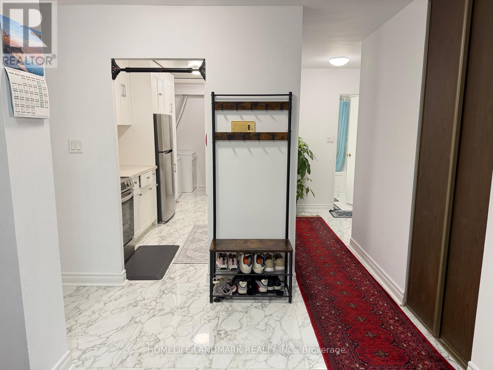 716 - 370 Dixon Road, Toronto, Ontario  M9R 1T2 - Photo 3 - W13806410