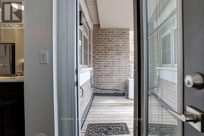 2435 Greenwich Drive, Oakville, Ontario  L6M 0S4 - Photo 9 - W13806422
