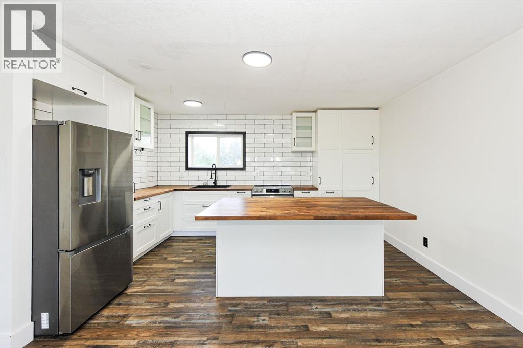 210 Gregory Street, New Norway, Alberta  T0B 3L0 - Photo 6 - A2345471