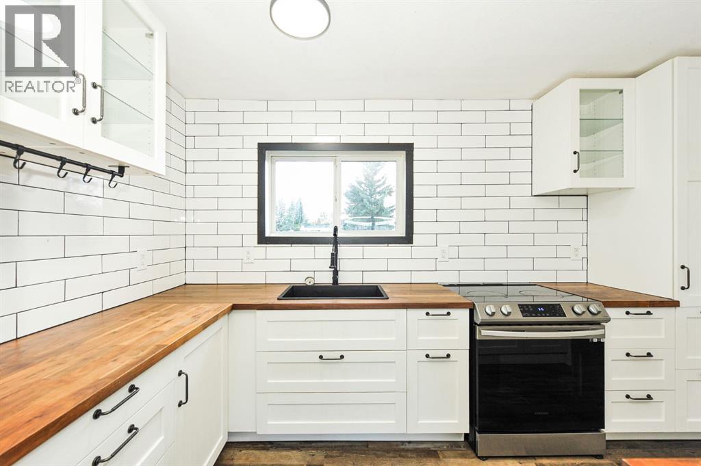 210 Gregory Street, New Norway, Alberta  T0B 3L0 - Photo 7 - A2345471