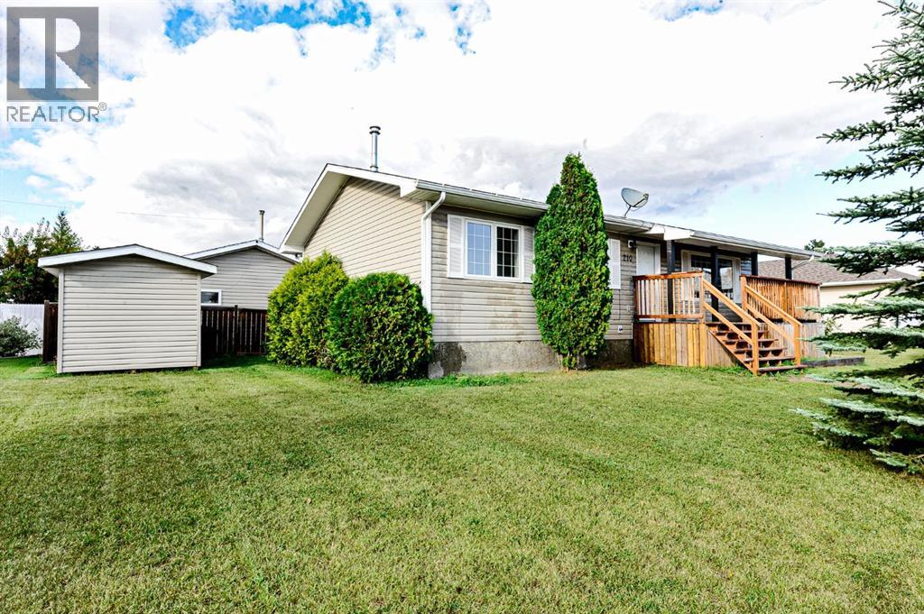 210 Gregory Street, New Norway, Alberta  T0B 3L0 - Photo 2 - A2345471