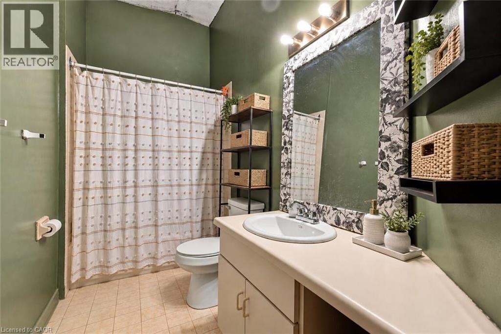 26 Renfrew Street E, Caledonia, Ontario  N3W 1E8 - Photo 13 - 40864649