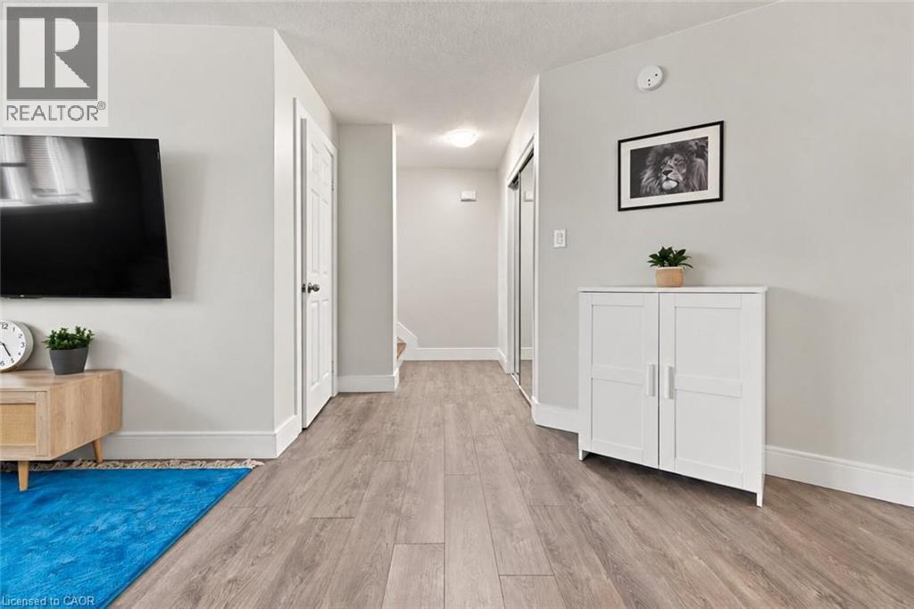 26 Renfrew Street E, Caledonia, Ontario  N3W 1E8 - Photo 24 - 40864649