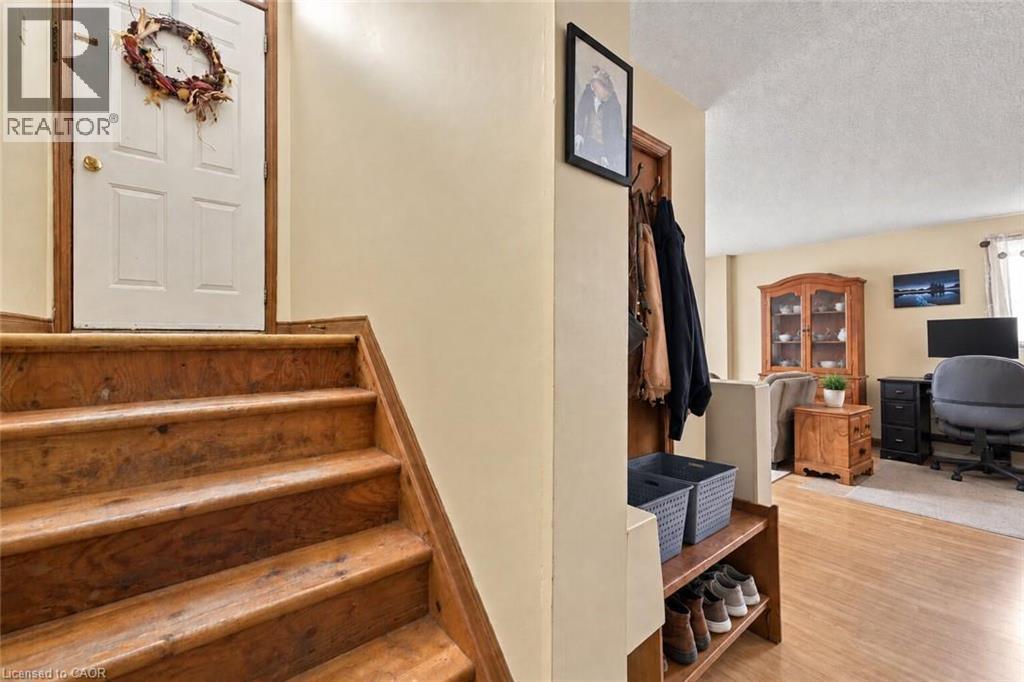 26 Renfrew Street E, Caledonia, Ontario  N3W 1E8 - Photo 15 - 40864649