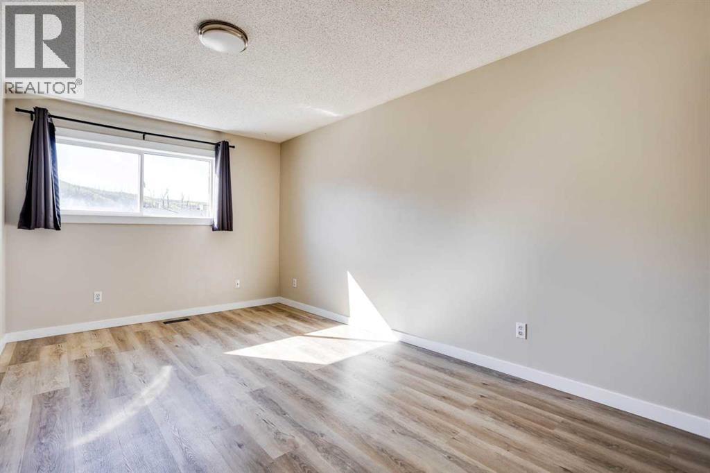 135 Grayling Crescent