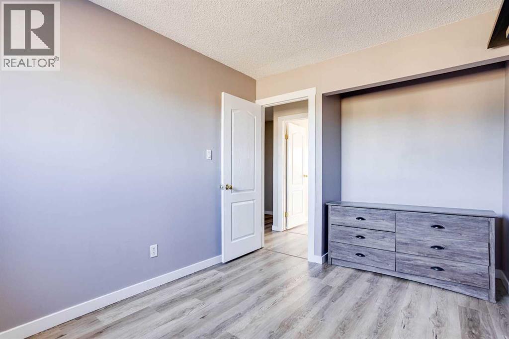 135 Grayling Crescent
