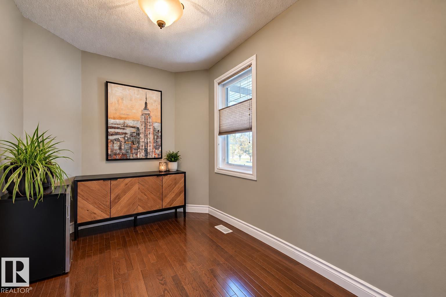 2203 WARRY LO SW