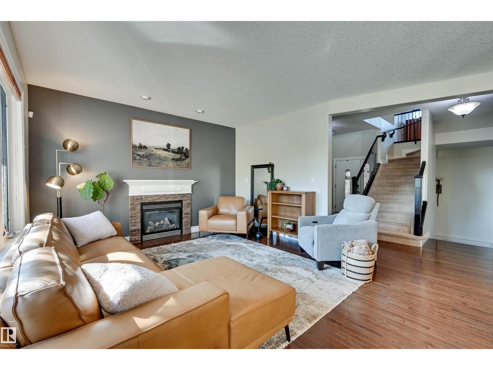 2203 WARRY LO SW