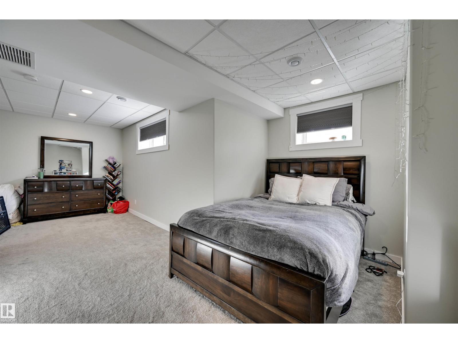 2203 WARRY LO SW