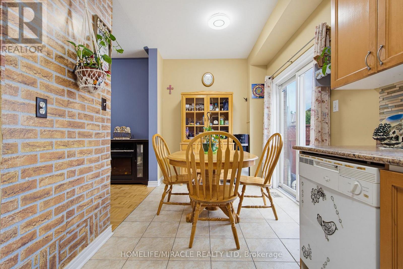 54 - 169 TOM TAYLOR CRESCENT, Newmarket, Ontario
