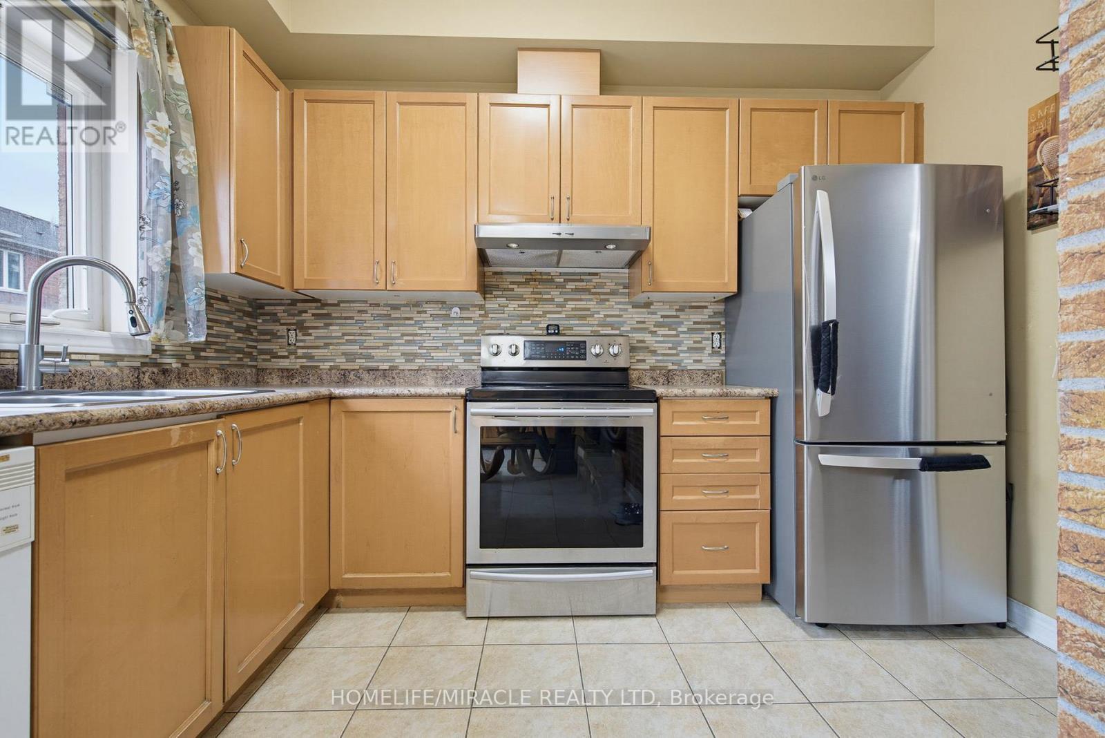 54 - 169 Tom Taylor Crescent, Newmarket, Ontario  L3X 3E9 - Photo 17 - N13806492