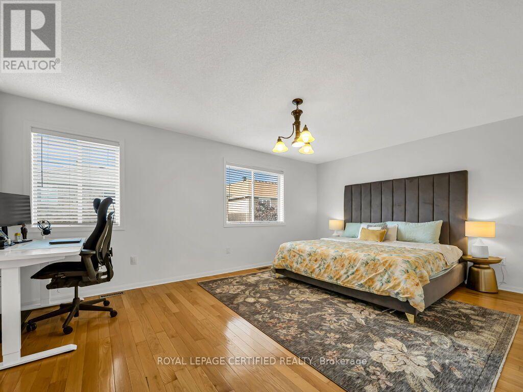 834 4 Line, Milton, Ontario  L9T 6M5 - Photo 18 - W13806494