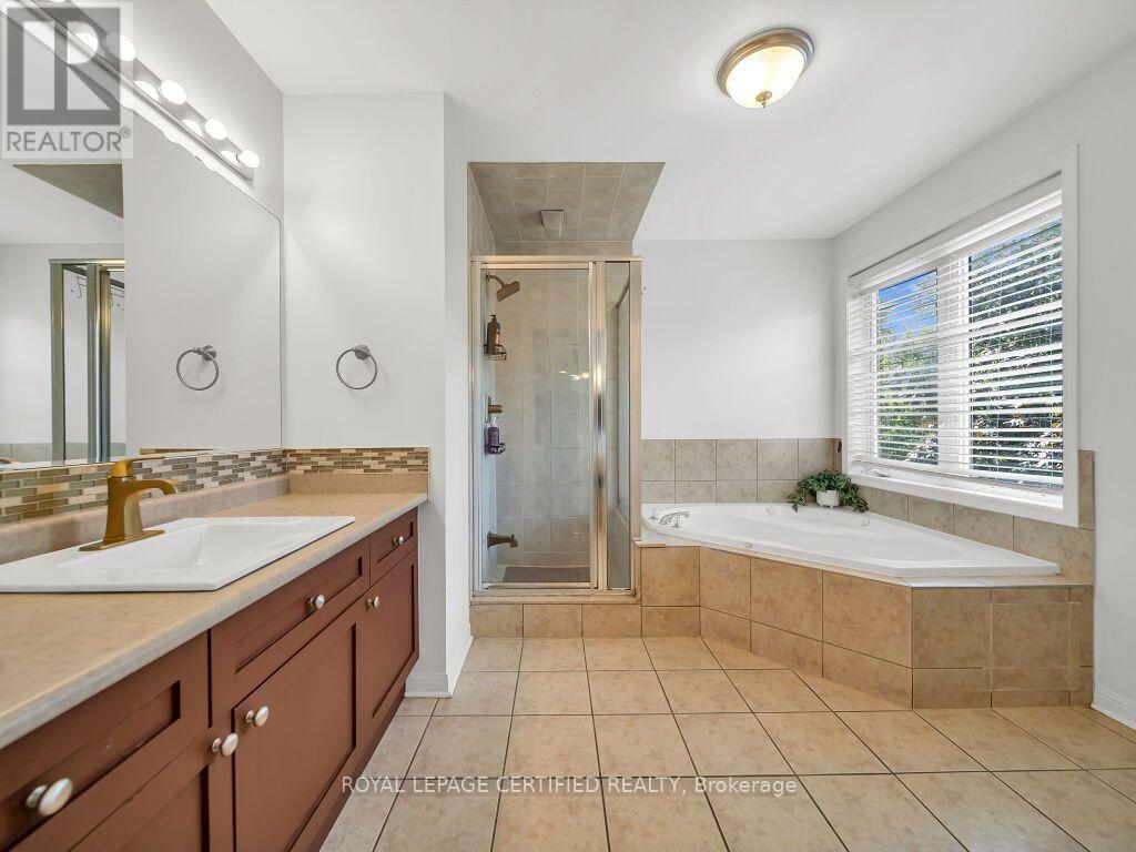 834 4 Line, Milton, Ontario  L9T 6M5 - Photo 19 - W13806494