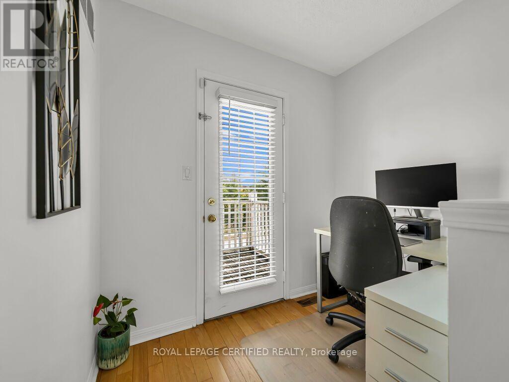 834 4 Line, Milton, Ontario  L9T 6M5 - Photo 24 - W13806494