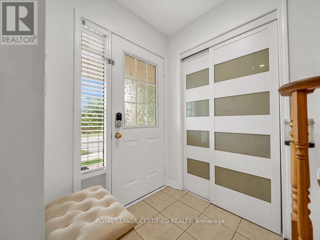 834 4 Line, Milton, Ontario  L9T 6M5 - Photo 4 - W13806494
