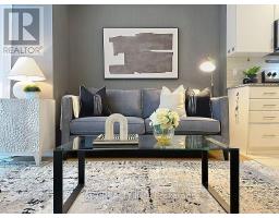 35 - 26 FIELDWAY ROAD, Toronto, Ontario