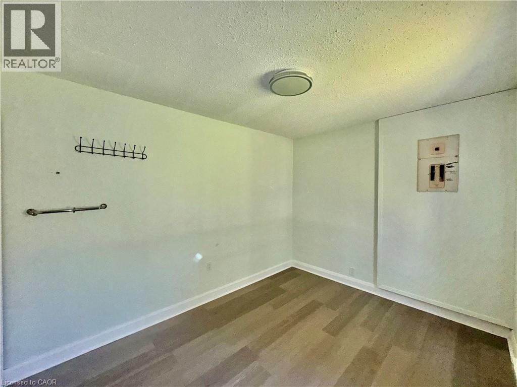 6587 Ellis Road E, Cambridge, Ontario  N3C 2V4 - Photo 19 - 40859831