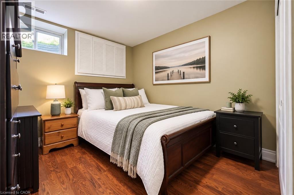 2033 Saxon Road, Oakville, Ontario  L6L 2V1 - Photo 32 - 40863790