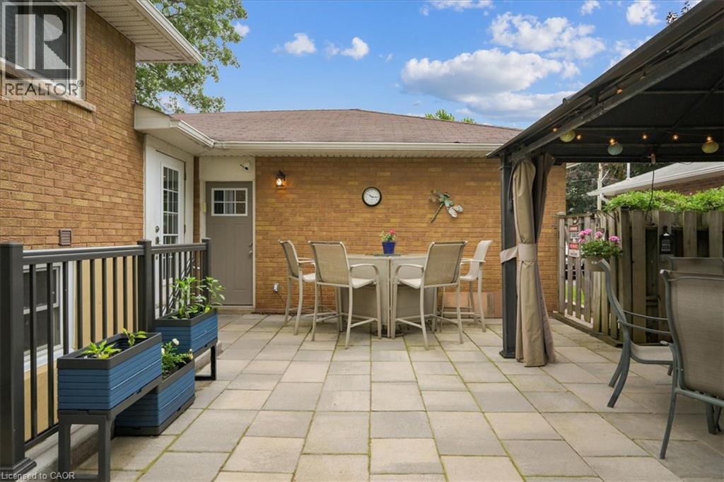 2033 Saxon Road, Oakville, Ontario  L6L 2V1 - Photo 35 - 40863790