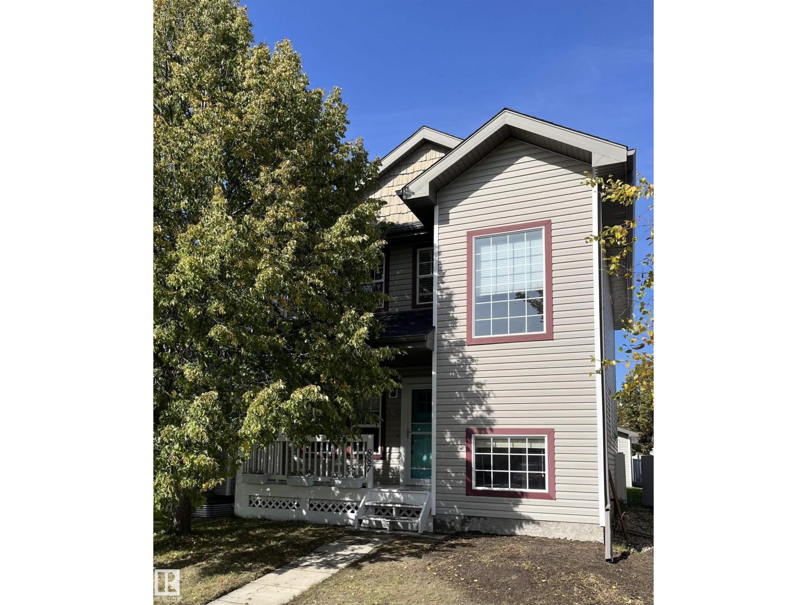 887 OAKLAND BV, devon, Alberta