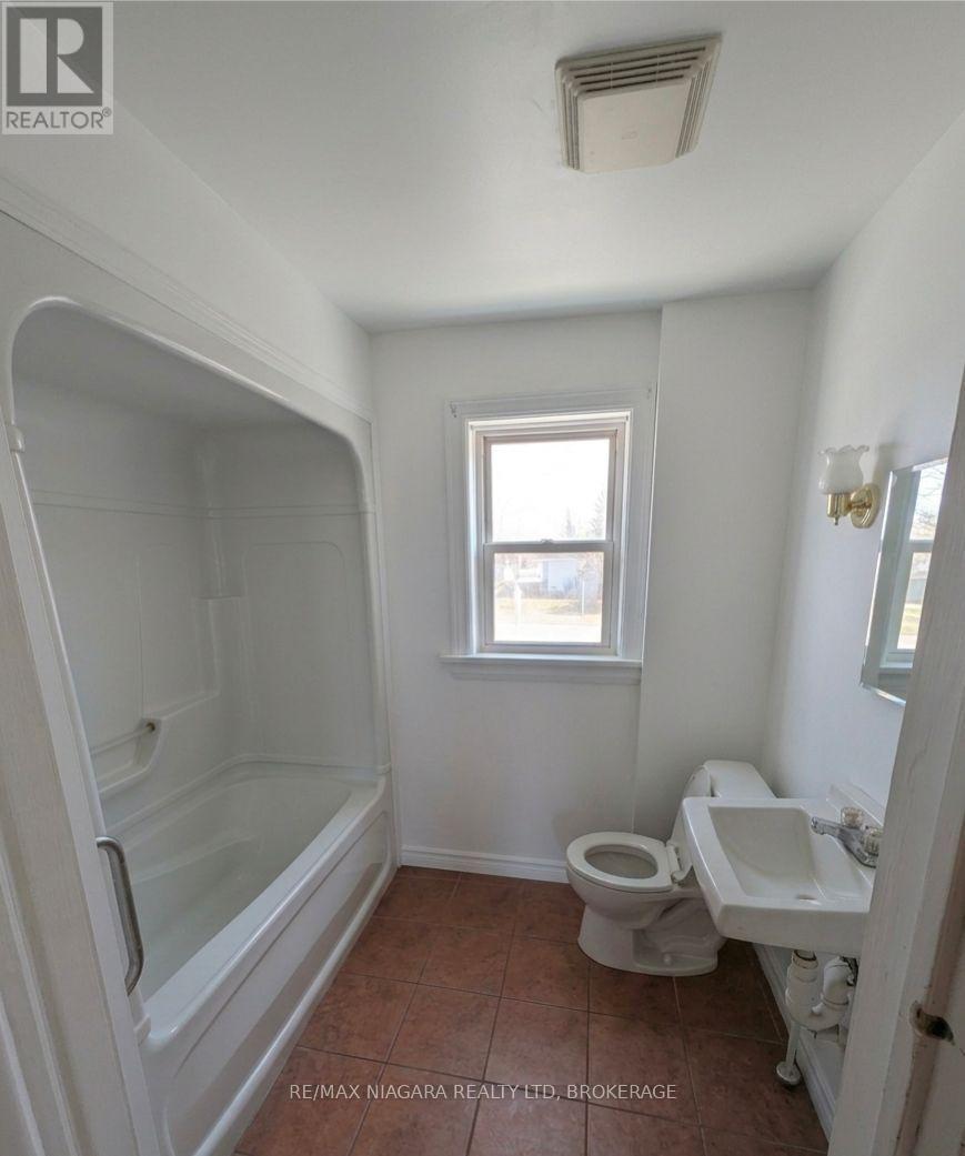 5078-5086 Fifth Avenue, Niagara Falls, Ontario  L2E 4S5 - Photo 17 - X13806508
