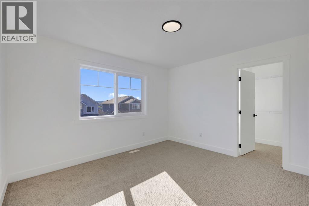 27 Heritage Close, Cochrane, Alberta  T4C 2G8 - Photo 34 - A2346614
