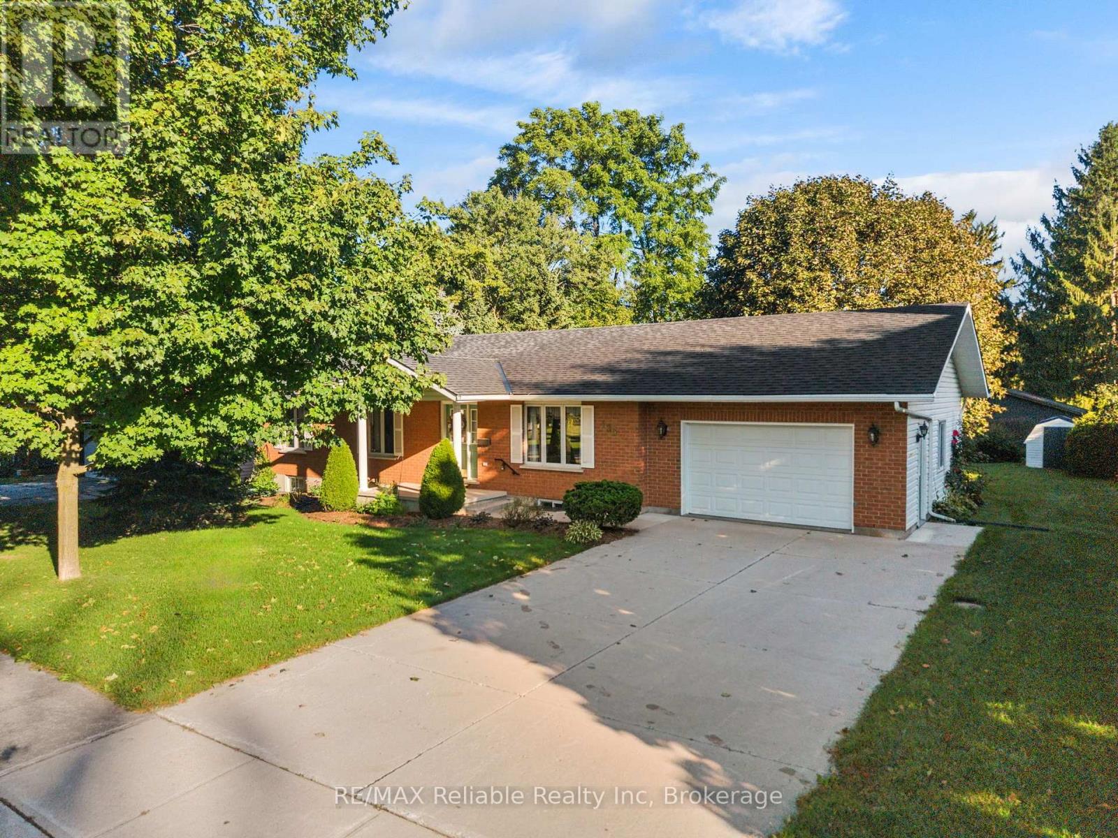 183 SPENCER STREET, Central Huron, Ontario