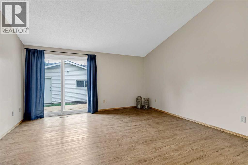 1418 Ranchlands Way Nw, Calgary, Alberta  T3G 1R2 - Photo 3 - A2343245