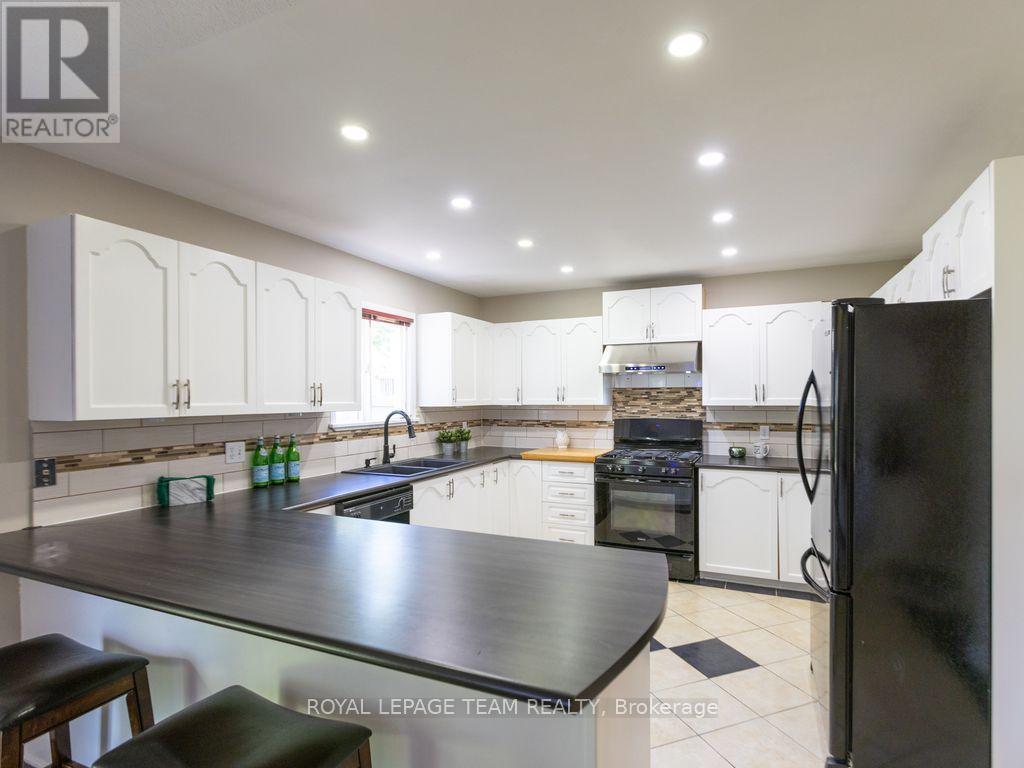 48 Delamere Drive, Ottawa, Ontario  K2S 1R2 - Photo 12 - X13806588