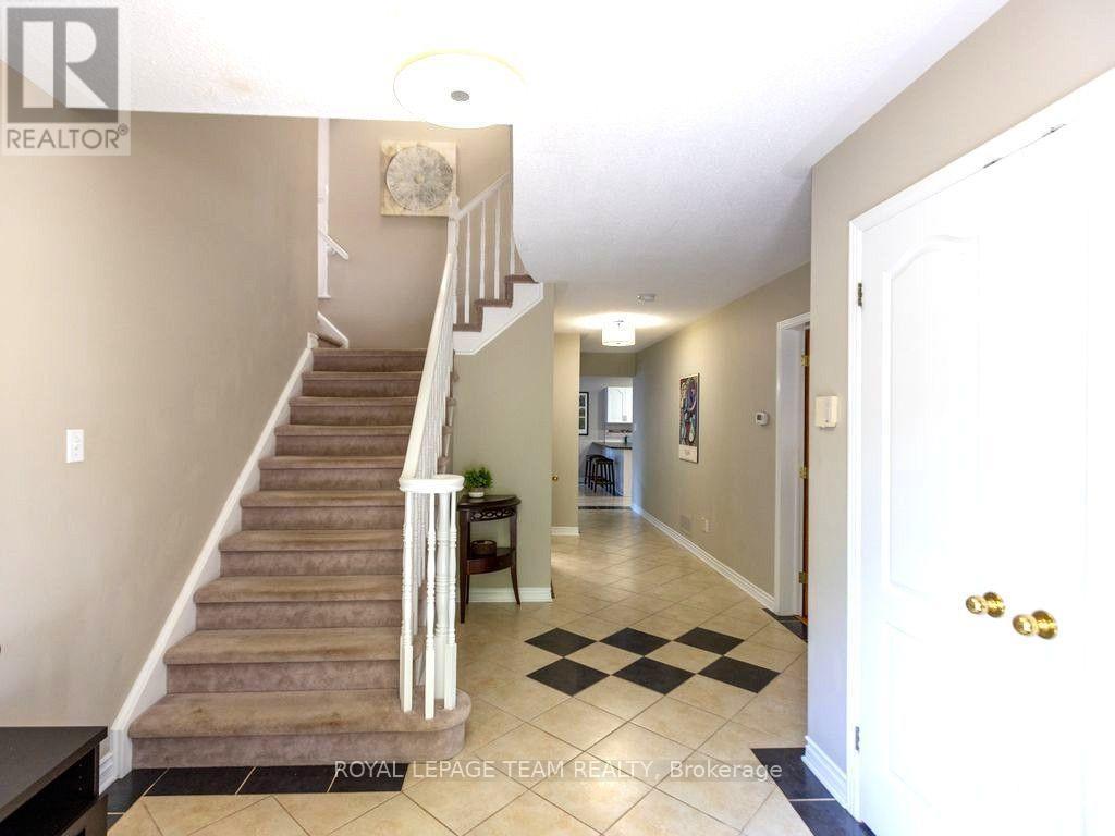 48 Delamere Drive, Ottawa, Ontario  K2S 1R2 - Photo 5 - X13806588