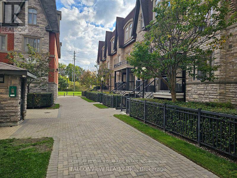 241 - 318 JOHN STREET, Markham, Ontario