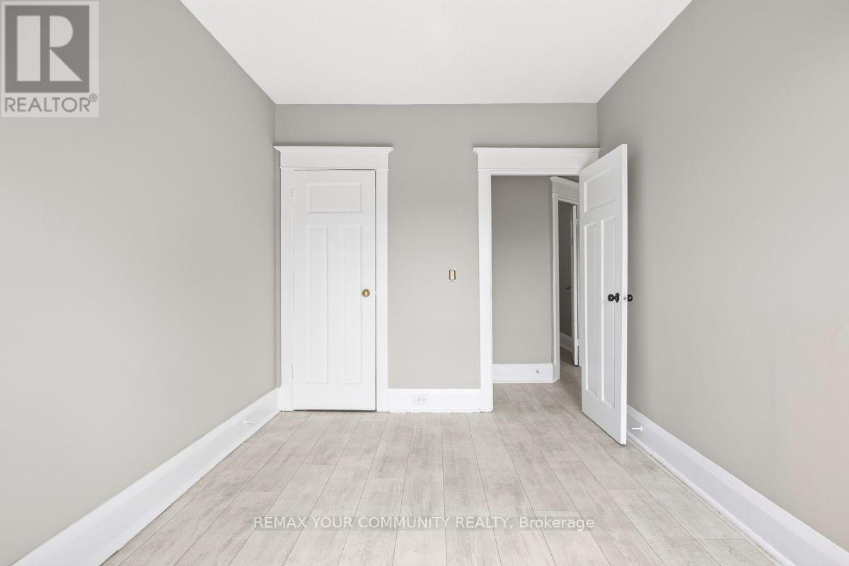 2nd Floor - 1258a St. Clair Avenue W, Toronto, Ontario  M6E 1B9 - Photo 21 - W13789980