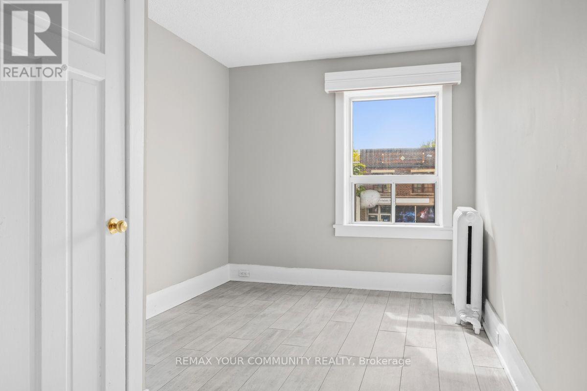 2nd Floor - 1258a St. Clair Avenue W, Toronto, Ontario  M6E 1B9 - Photo 14 - W13789980