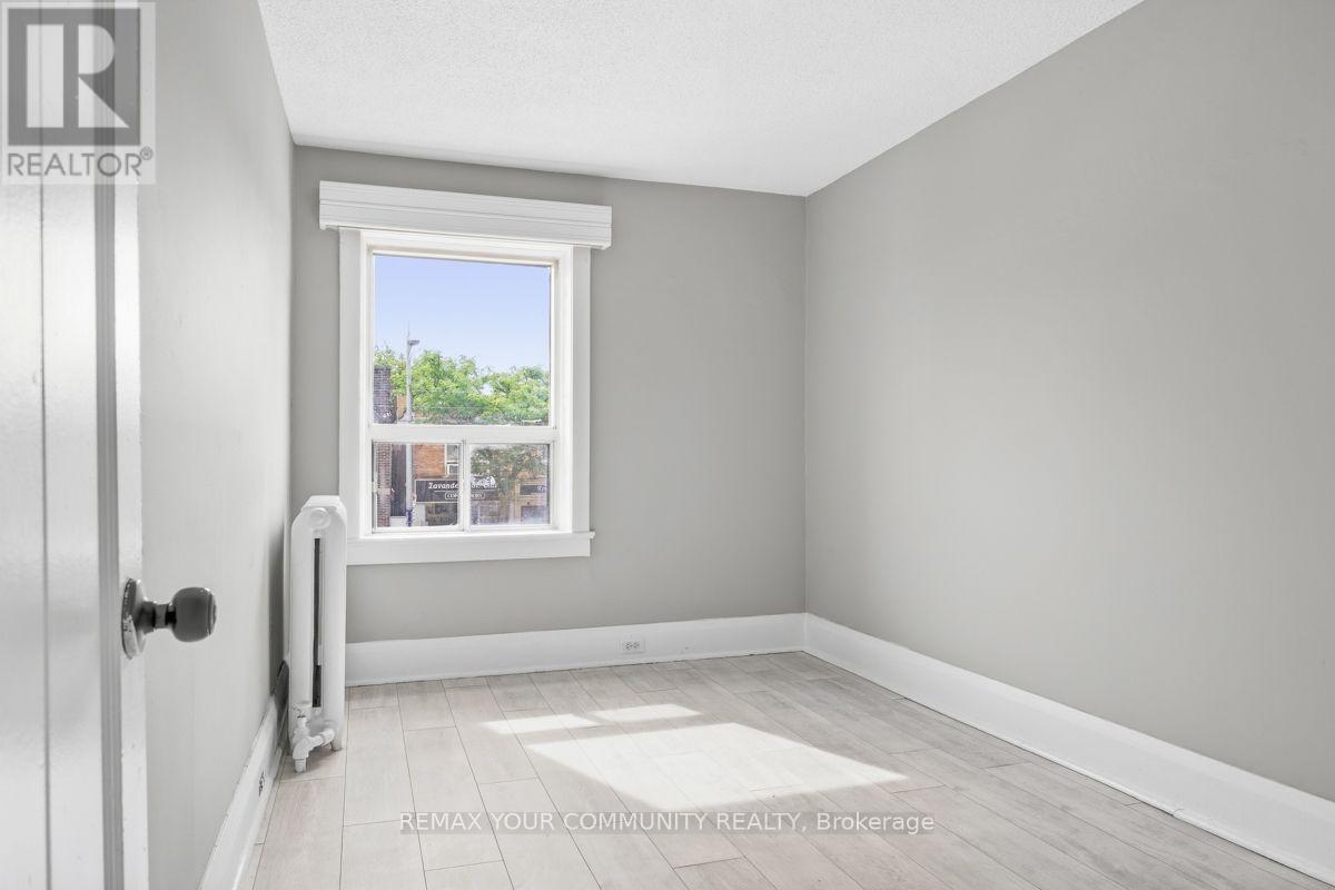 2nd Floor - 1258a St. Clair Avenue W, Toronto, Ontario  M6E 1B9 - Photo 18 - W13789980