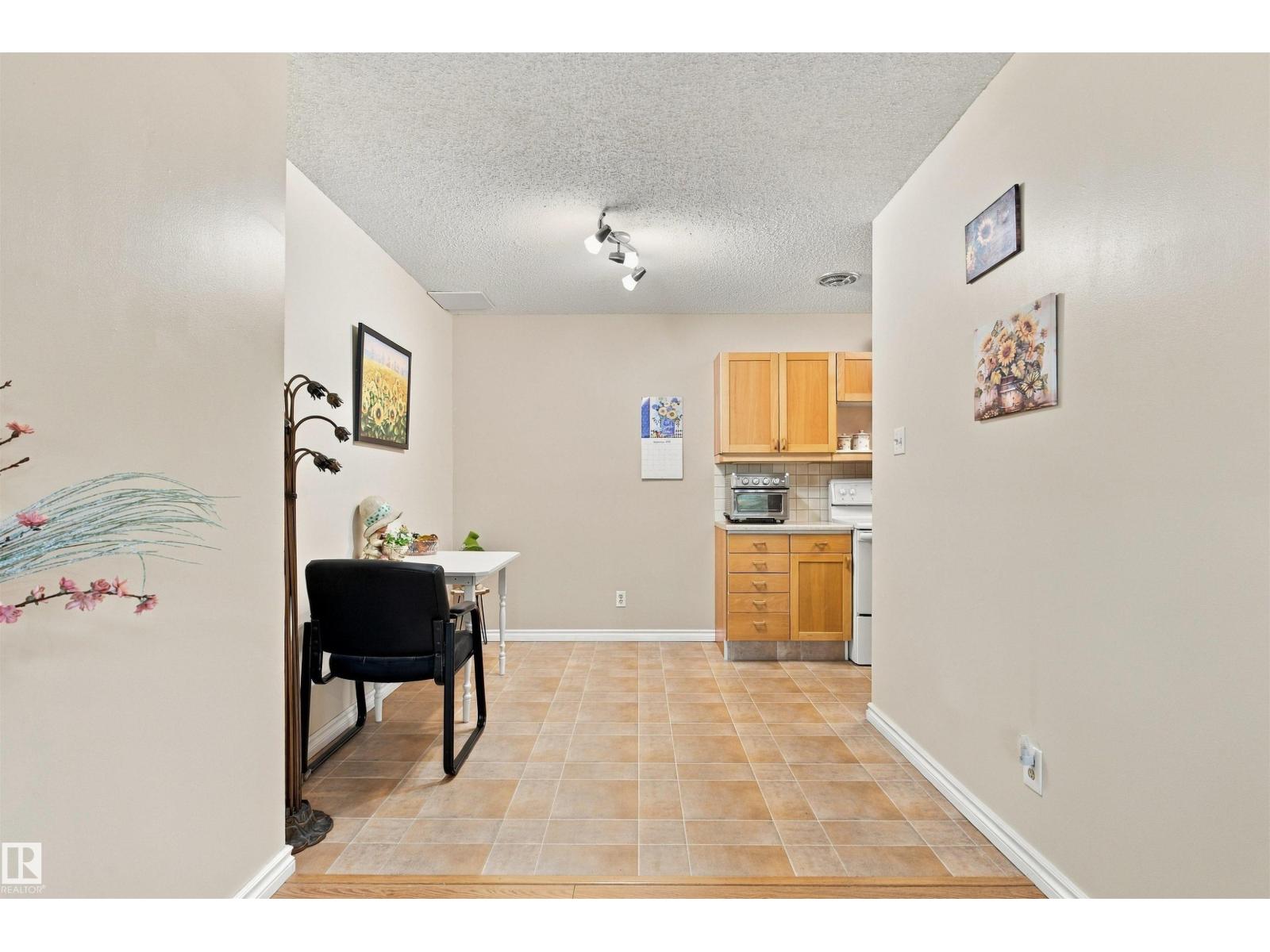 52 Belmead Gardens Gd Nw, Edmonton, Alberta  T5T 1J1 - Photo 10 - E4509597
