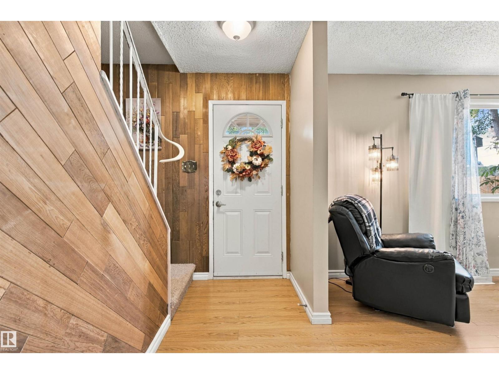 52 Belmead Gardens Gd Nw, Edmonton, Alberta  T5T 1J1 - Photo 4 - E4509597