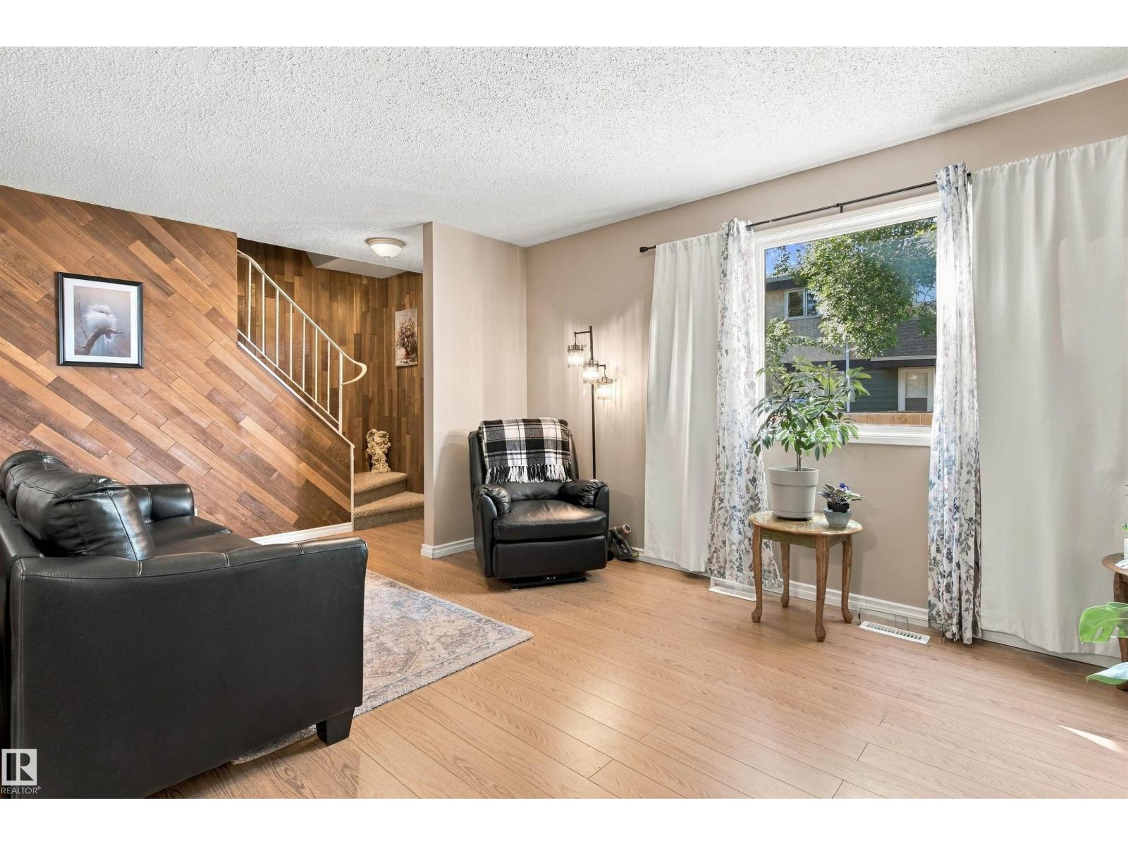 52 Belmead Gardens Gd Nw, Edmonton, Alberta  T5T 1J1 - Photo 8 - E4509597