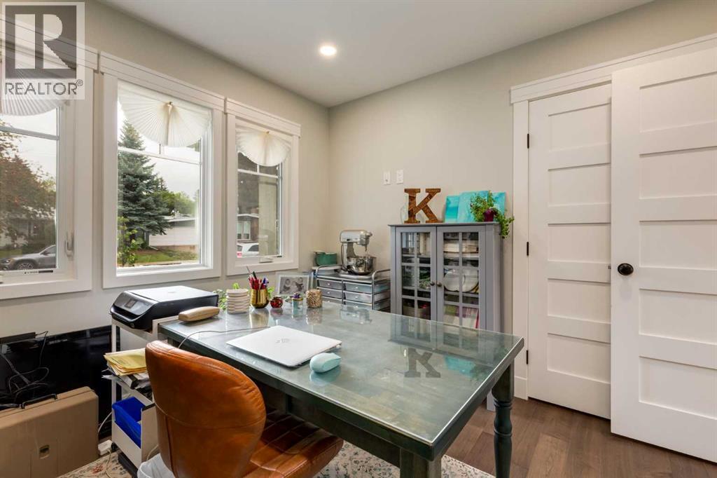 72 Heston Street Nw, Calgary, Alberta  T2K 2C1 - Photo 27 - A2345802