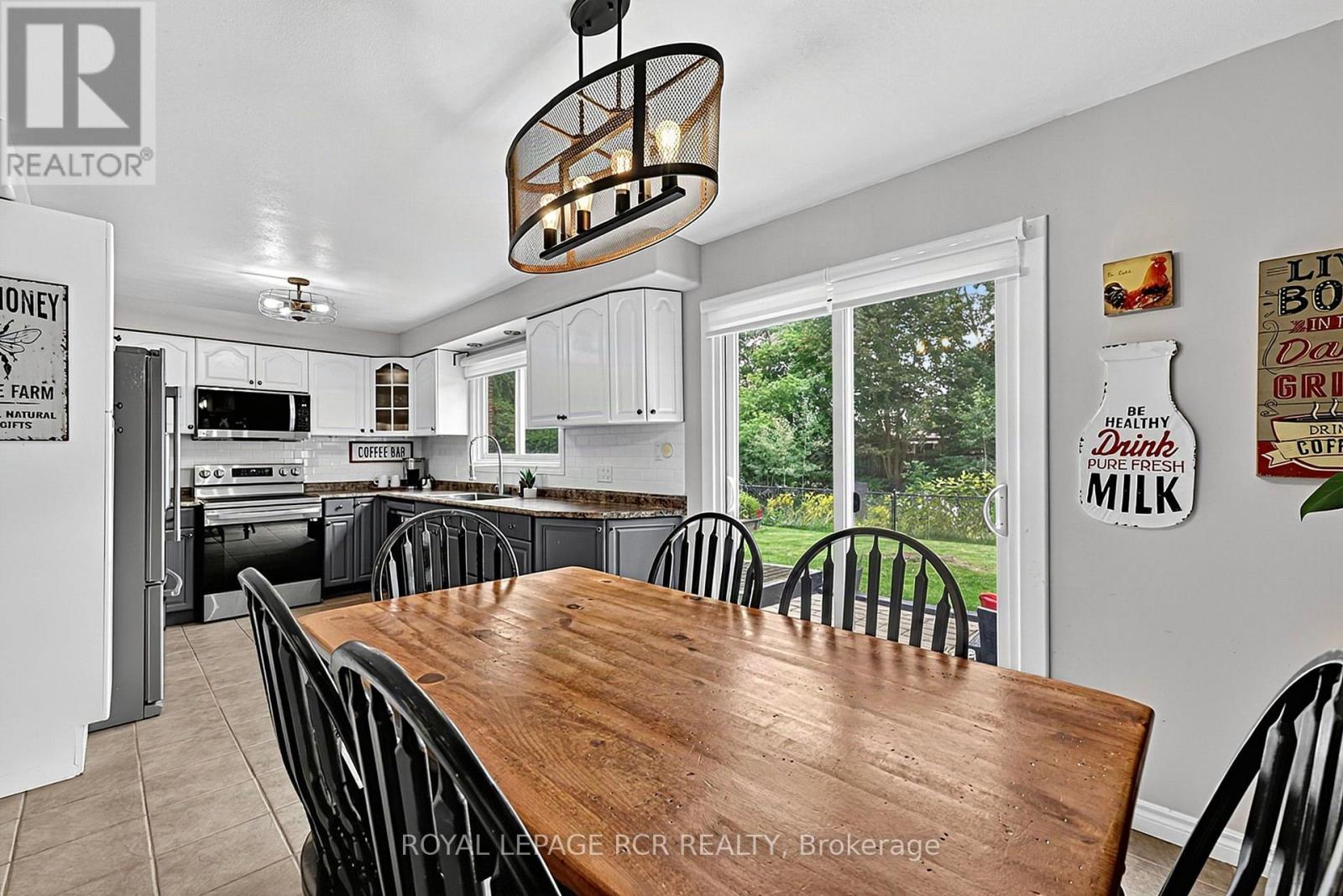 169 Mackenzie Street, New Tecumseth, Ontario  L9R 1B8 - Photo 14 - N13806592