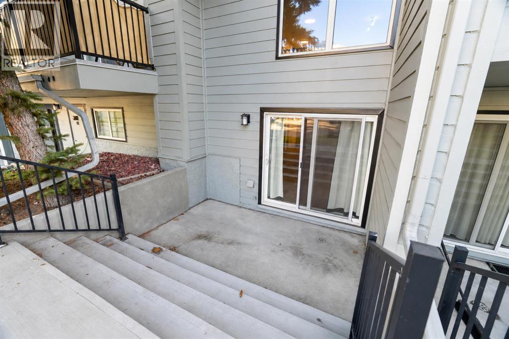 2136, 70 Glamis Drive Sw, Calgary, Alberta  T3E 6T6 - Photo 12 - A2345339